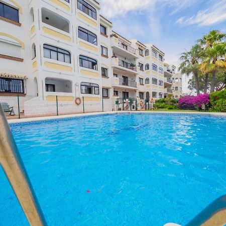 ラ・カラ・デ・ミハスCubo'S Apartamento Las Acacias Beachアパートメント エクステリア 写真